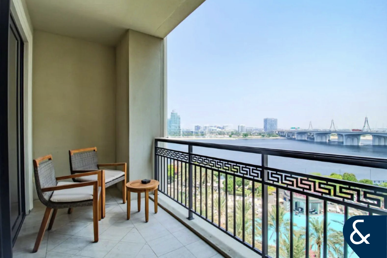 Versace 3BR Condo in Dubai, Culture Village (Jaddaf Waterfront)