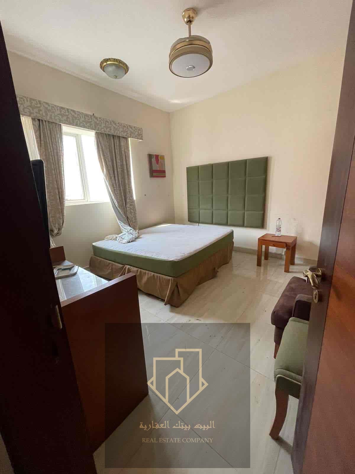 For rent in Ajman, Al-Jarf area behind the Delta is close to all services, schools and markets, a room and a second living room with mattresses and the Internet