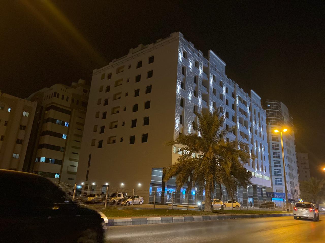 LUXURY CHILLER FREE BUILDING
