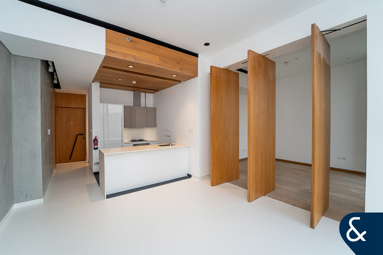 High Floor | Vacant | Rare to the Market