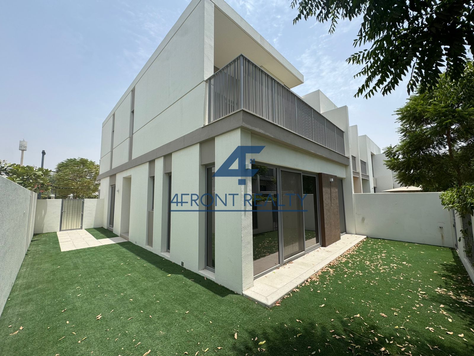 Next To Pool and Park | Gorgeous Family Home | Vacant