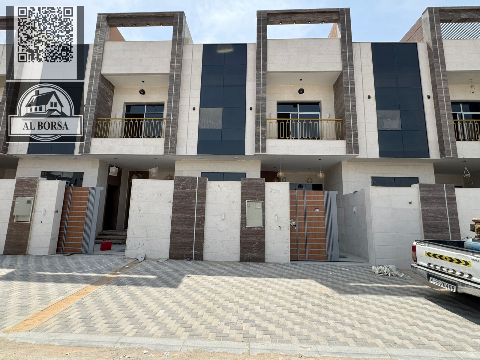 For sale, a two-story villa with a roof in the Al-Helio area. The villa consists of four rooms, a living room, and a hall.