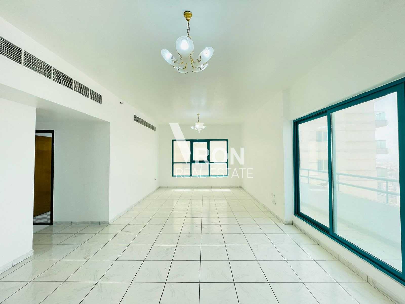Family | Chiller Free | Spacious and Near Metro