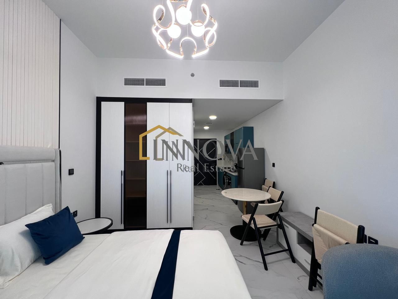 Cricket Court | Near miracle Garden | Vacant Unit