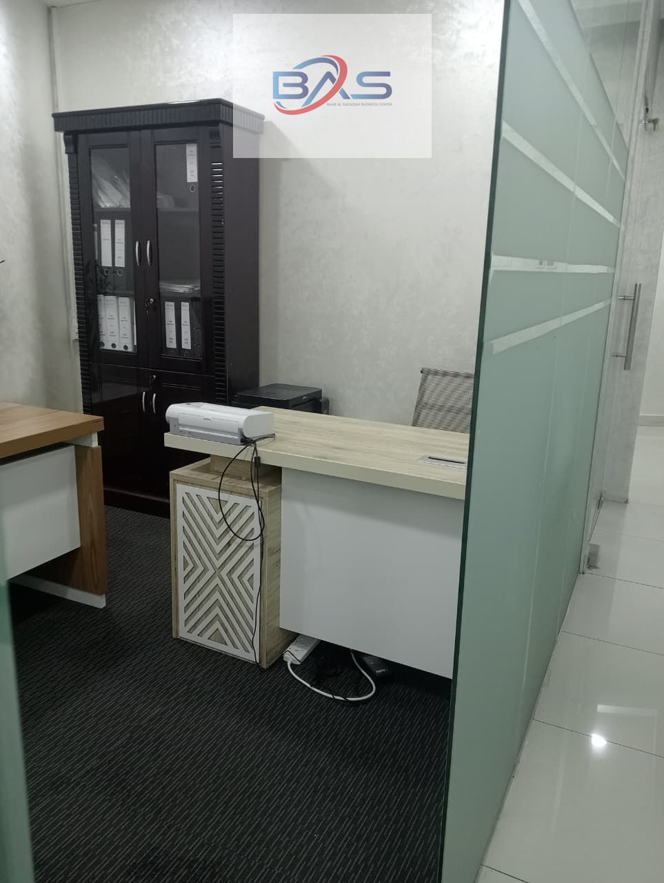 Office for Rent | 407 -02 sqft | 135 AED 27000/year | Prime Location