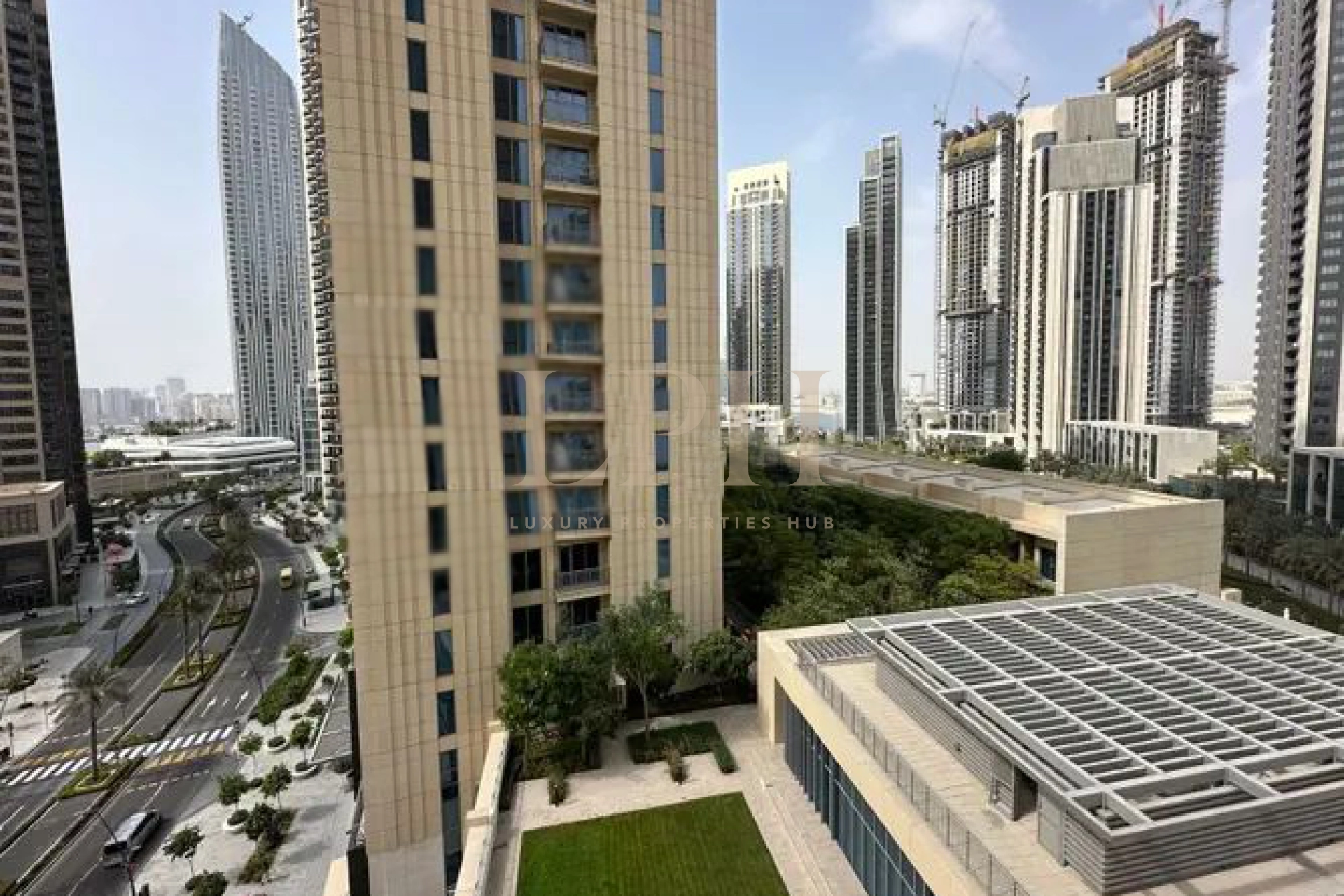 Chiller Free | Water View | Vacant