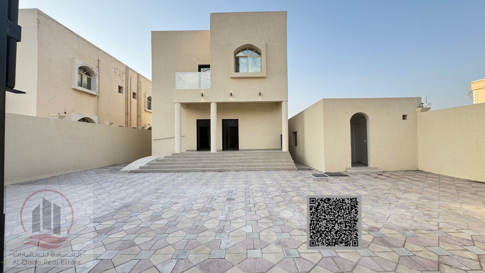 For sale: Corner villa in Ajman, Al Muwaihat. 5 master bedrooms, a living room, a maid's room. Freehold for all nationalities. Bank financing is possi