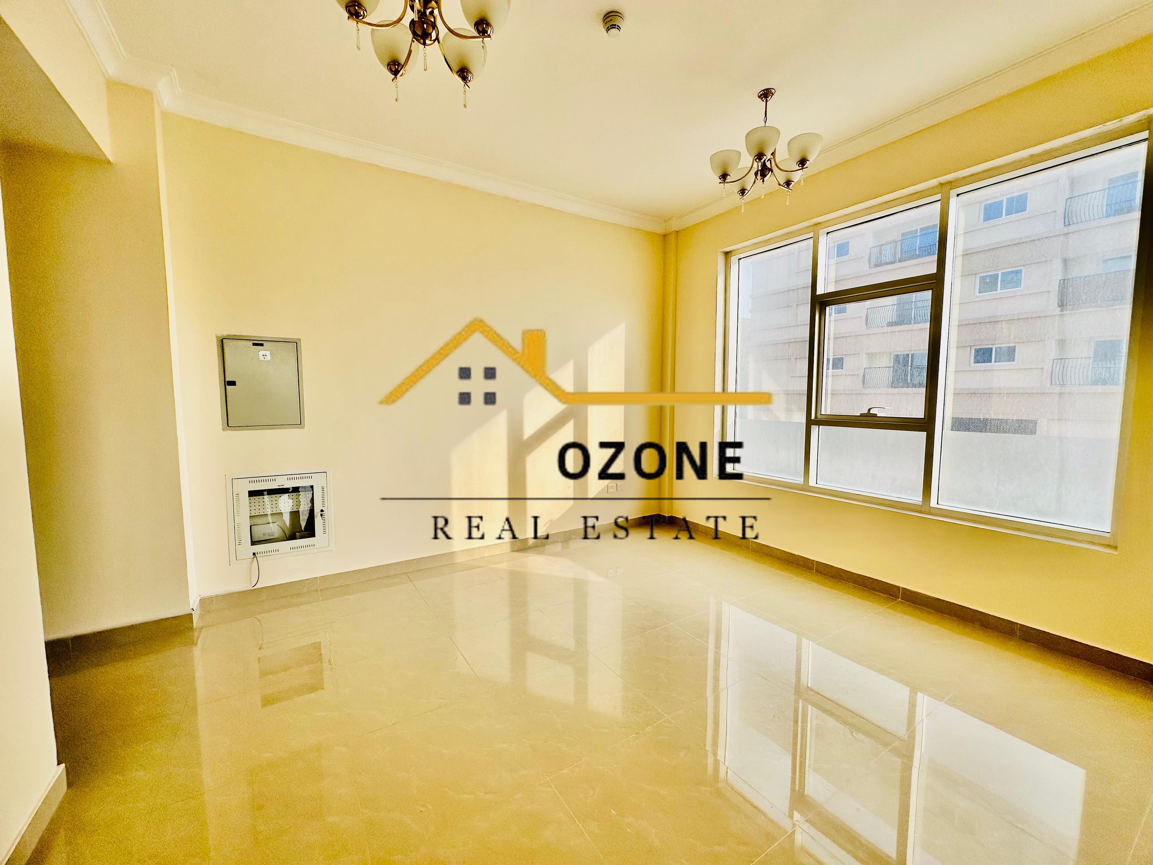 GORGIOUS APPARTMENT FOR FAMILY IN LOW PRICE 38K WITH 2WASHROOM 4CHQ PAYMENT