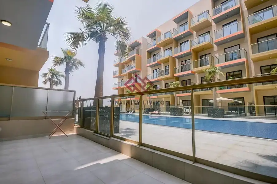 Pool View I Ready to Move I Luxurious apartment