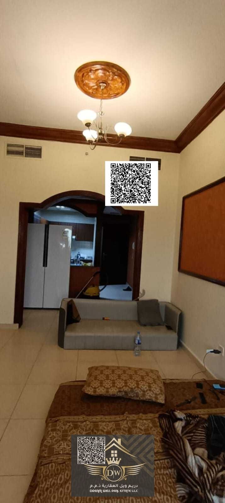 Three bedrooms apartment in paradise lake with parking is available for sale