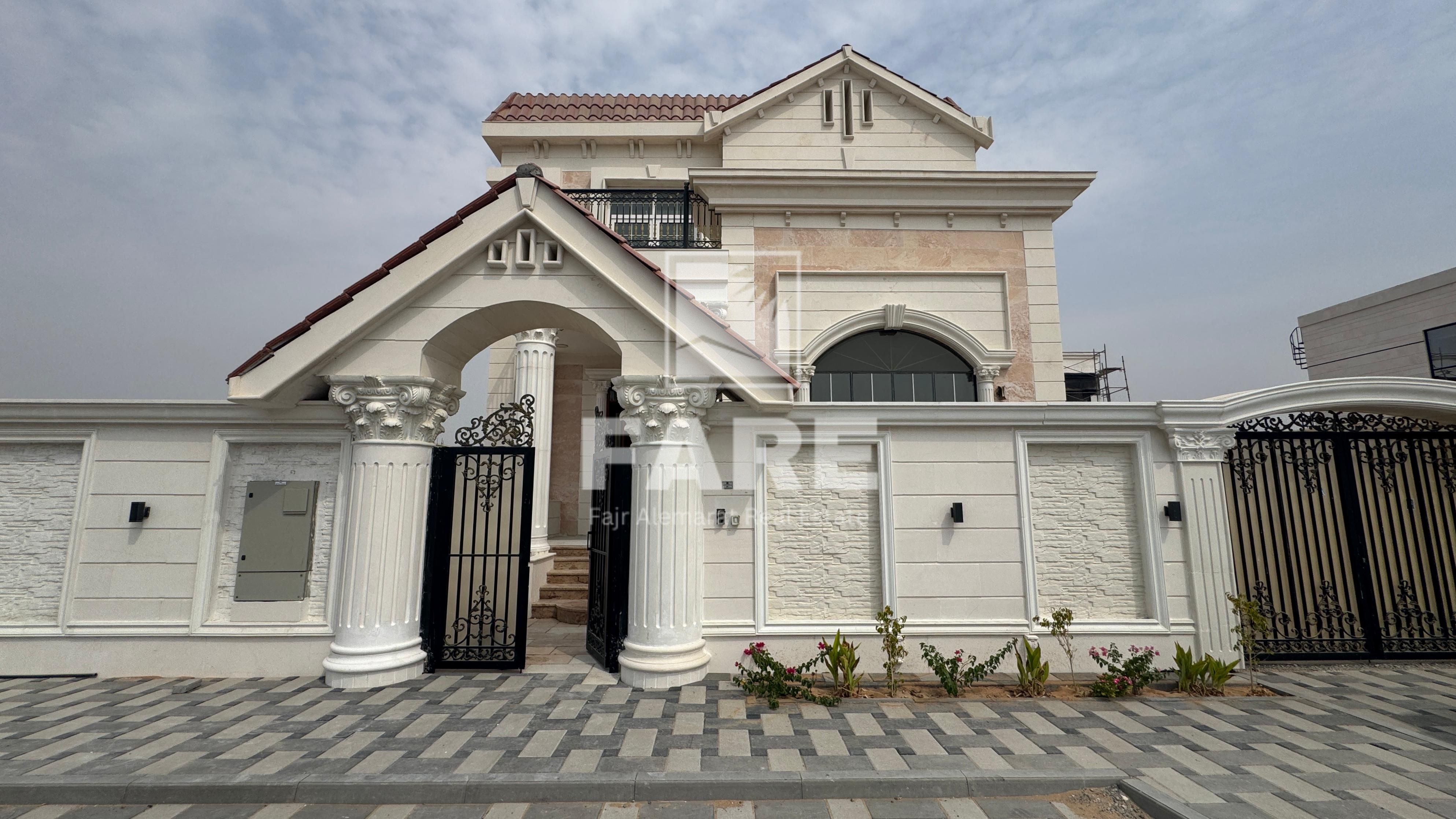 For sale - Luxury villa in Tilal City, Zone C - Sharjah