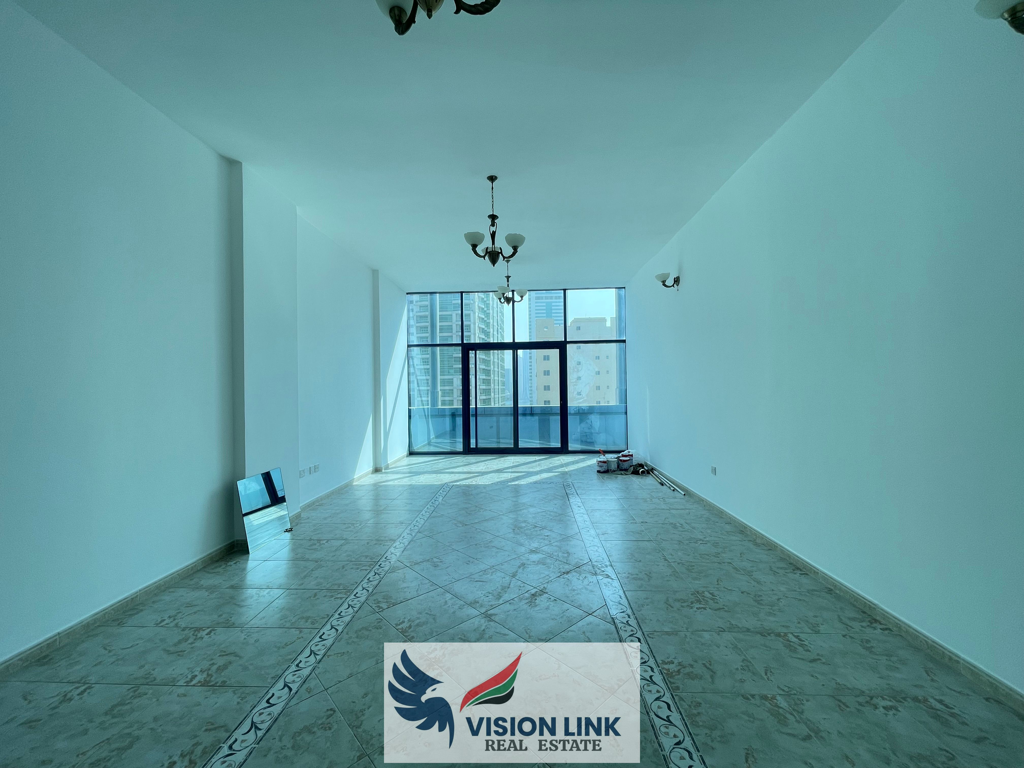 Luxury chiller-free 3bhk with wardrobes with Parkin free on prime location