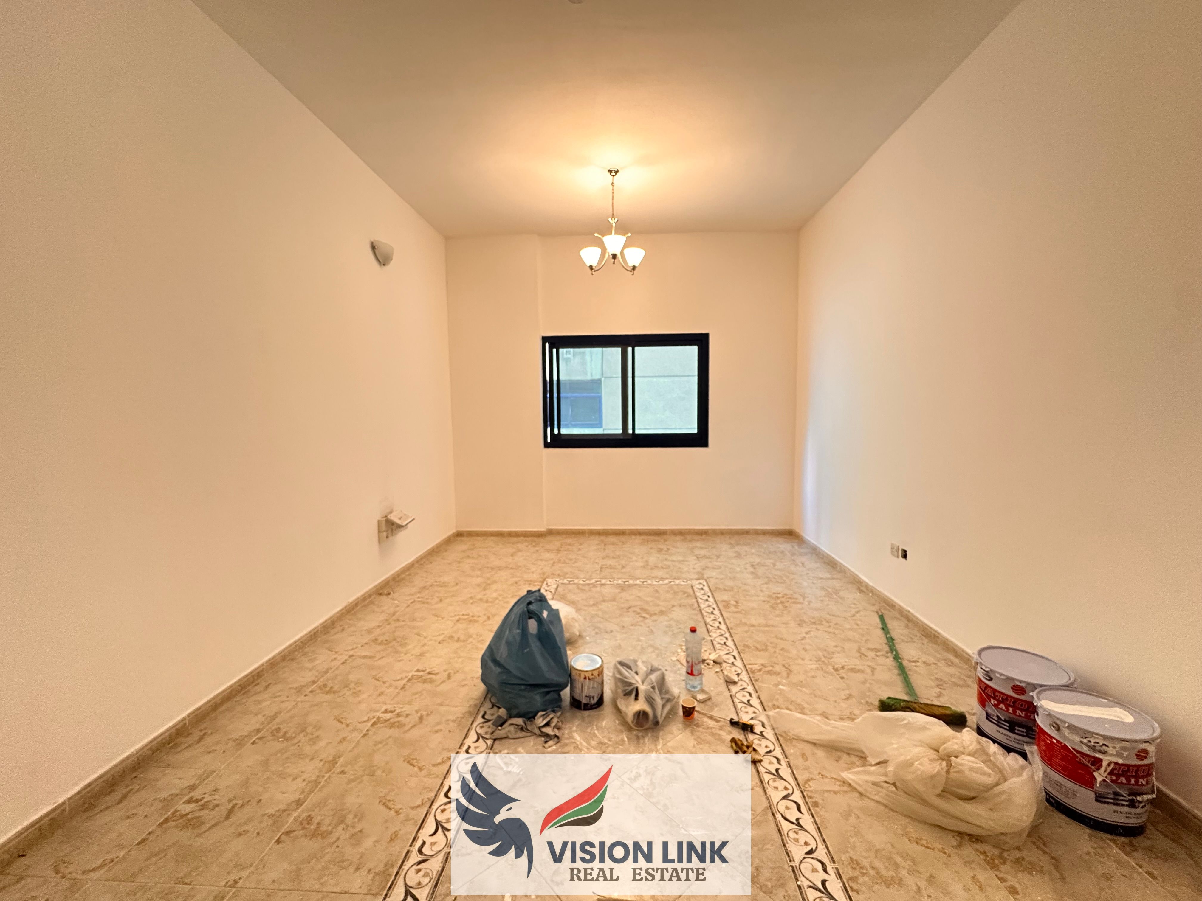 Chiller-free 2BHk apartment with wardrobe on prime location