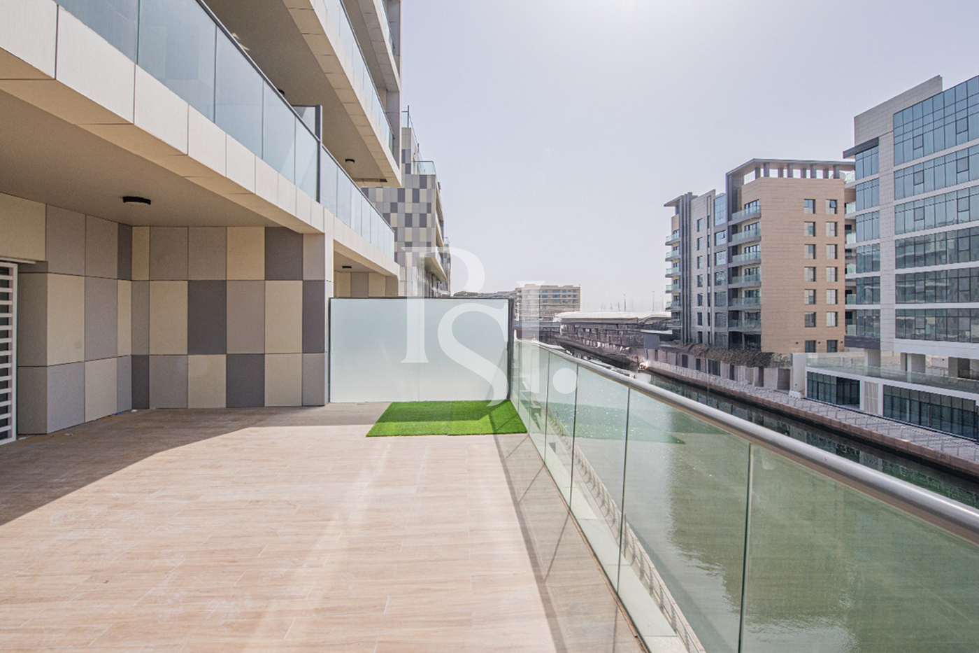 Canal View | Spacious Layout | Ready To Move In