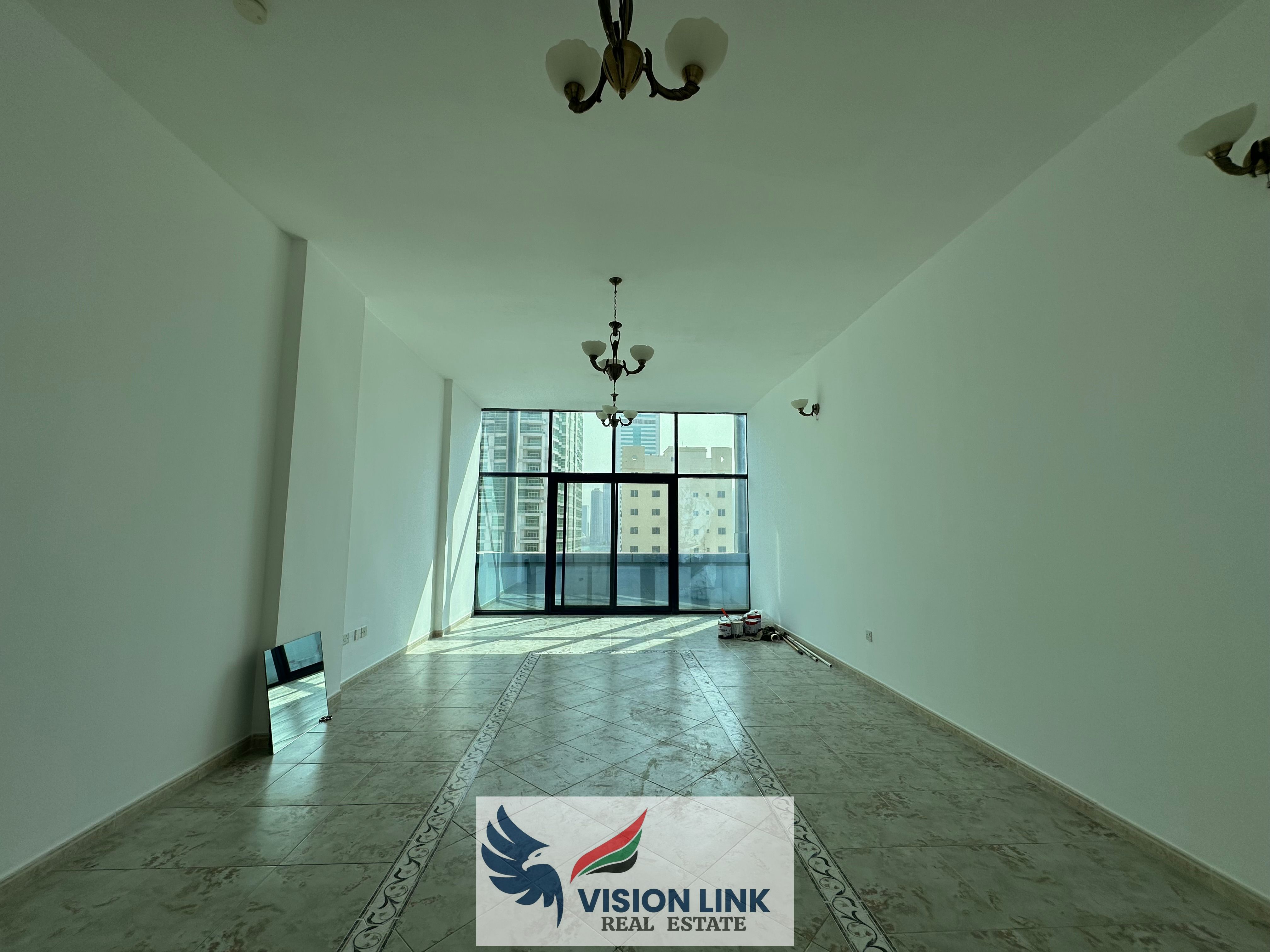Luxury 3BHK apartment with wardrobe with 2 balcony on prime location