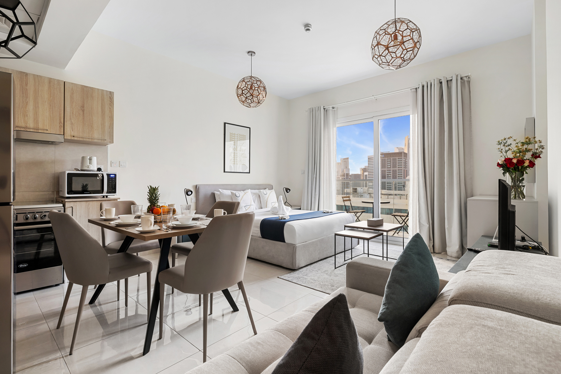 Bright Studio | Hotel Style Living | All Bills Included