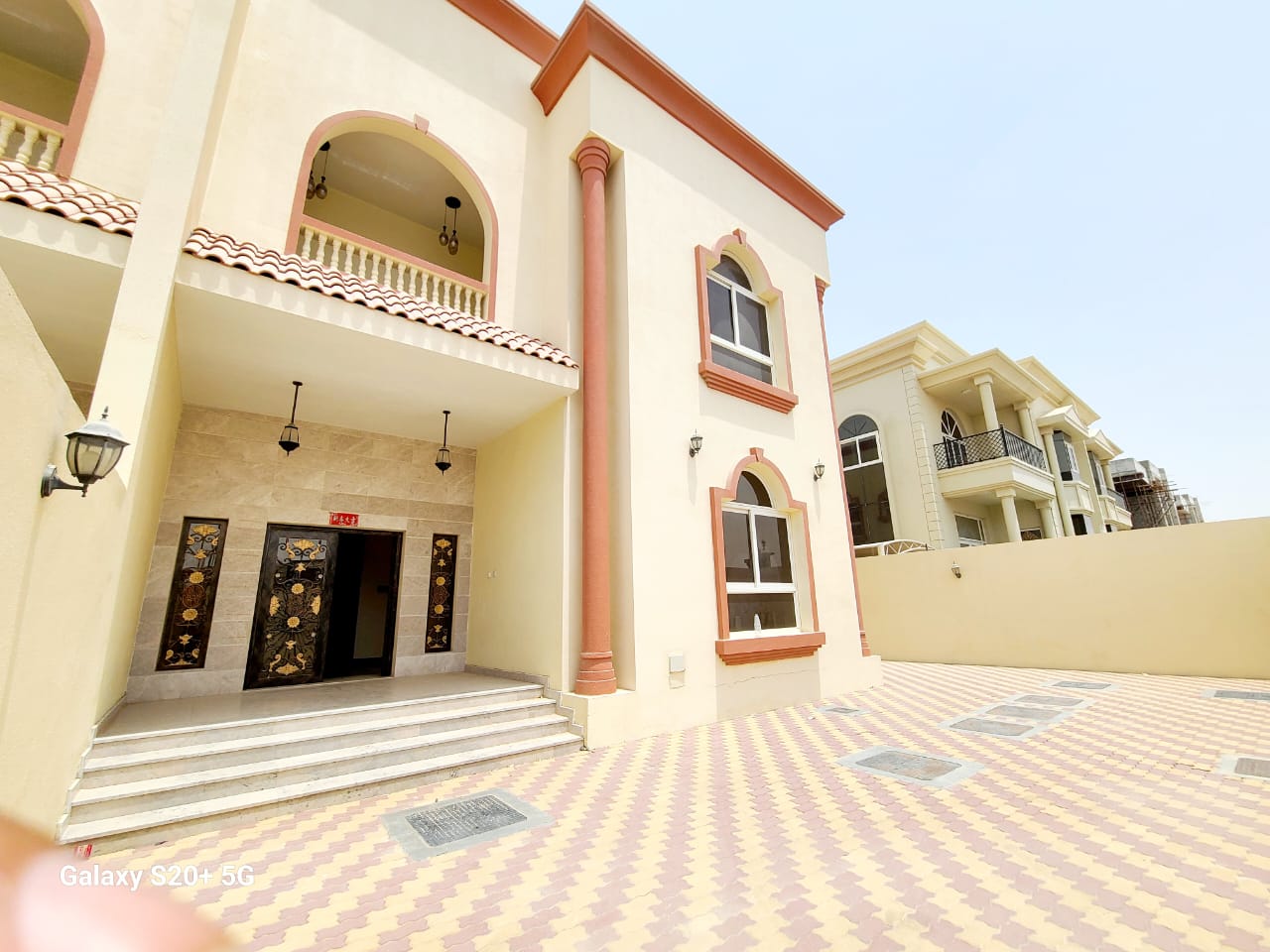 Spacious 4 bedroom villa with maid room all master room just 14k0