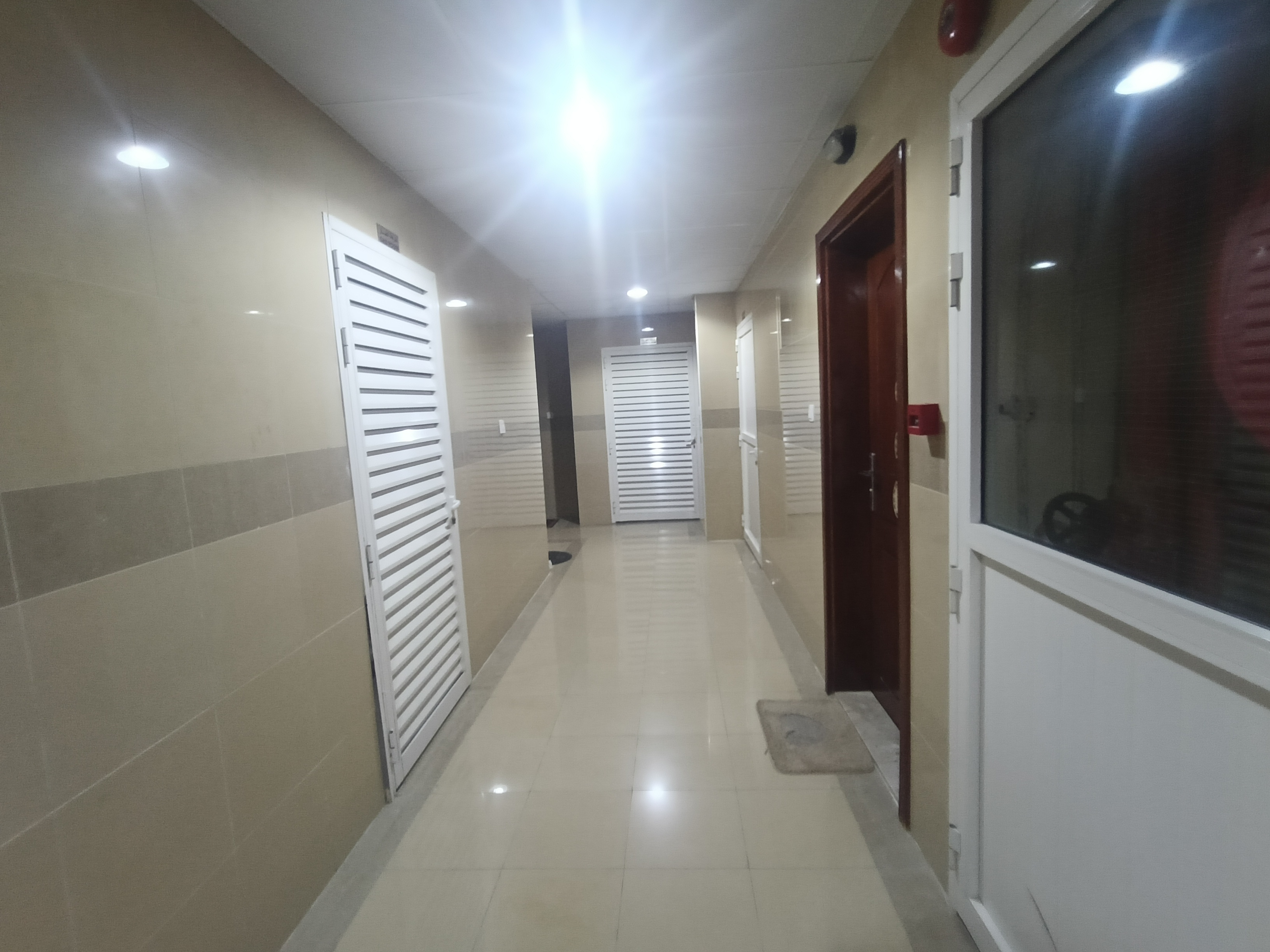 Lavish studio with 6 cheque payment