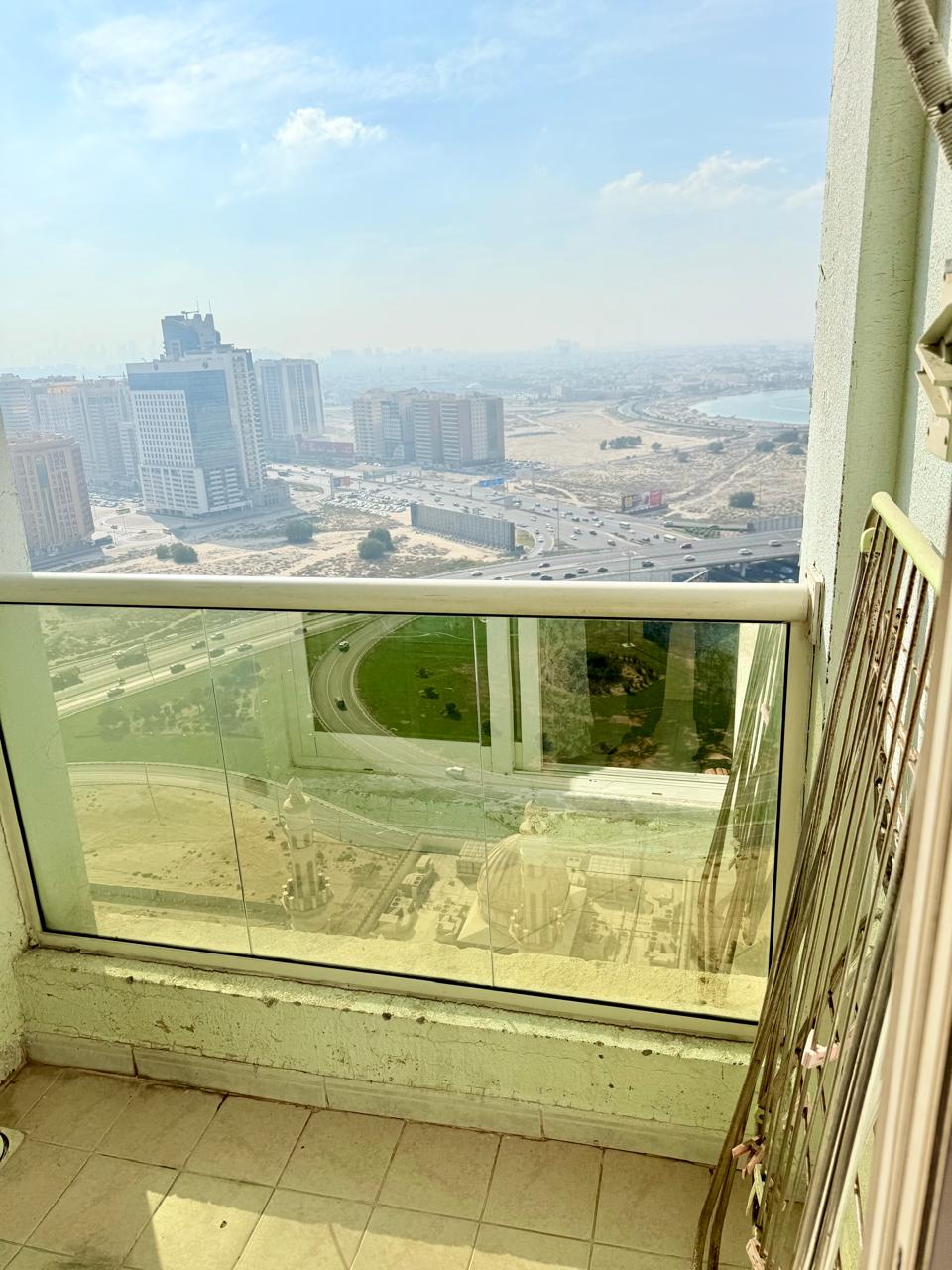 FULLY FURNISHED 1 BHK WITH FREE WIFI BALCONY IN 4000 IN AL NAHDA SHARJAH