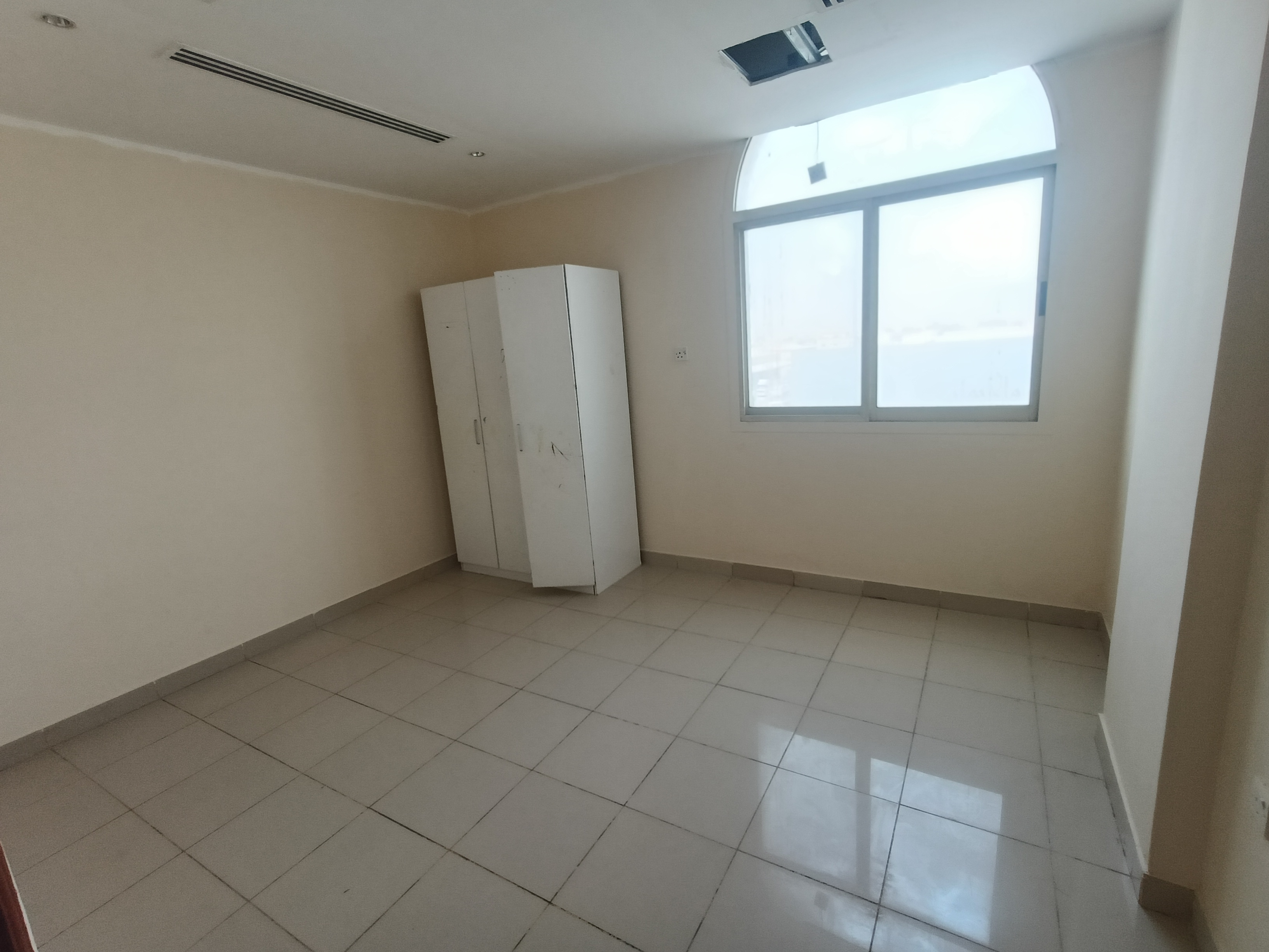 Lavish 1BHK near to main road