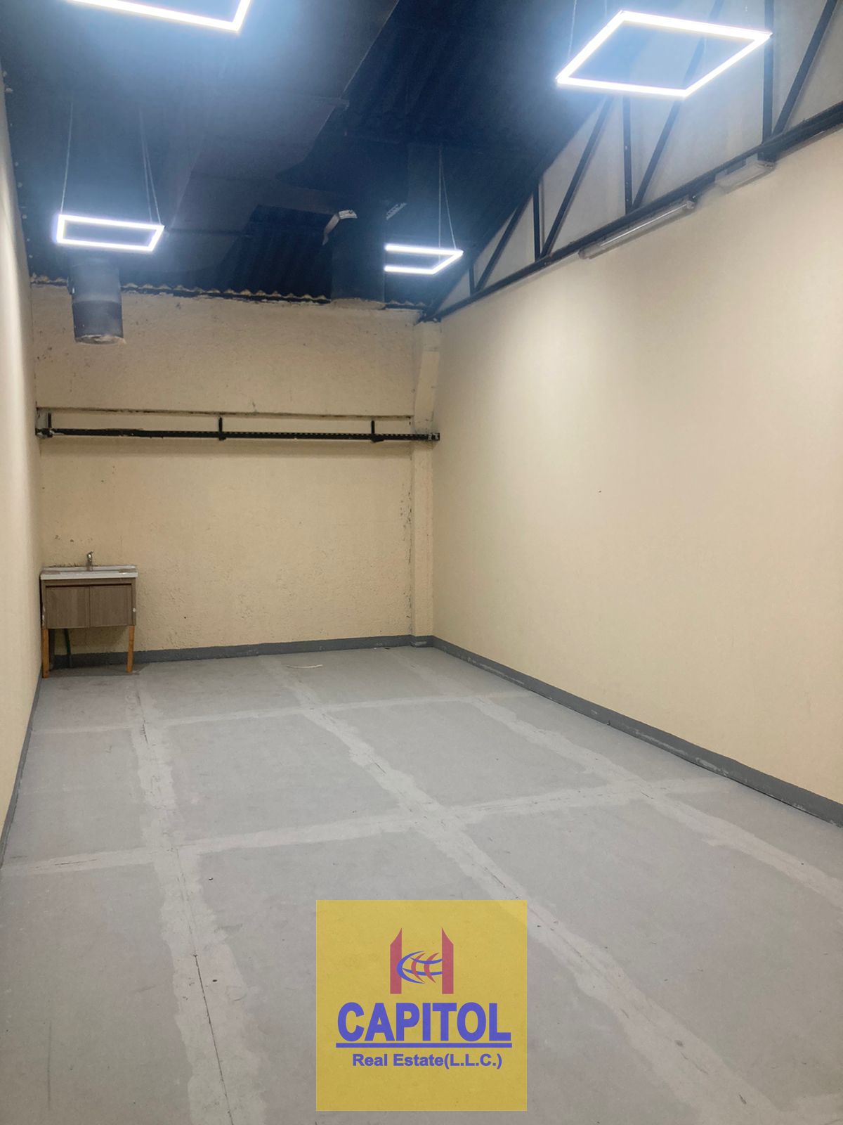 WOW !THE CHEAPEST OPTION ON MEZNINE FLOOR IN ALQUOZ-3-SIZE 405 SQFT AVAILABLE ON RENT