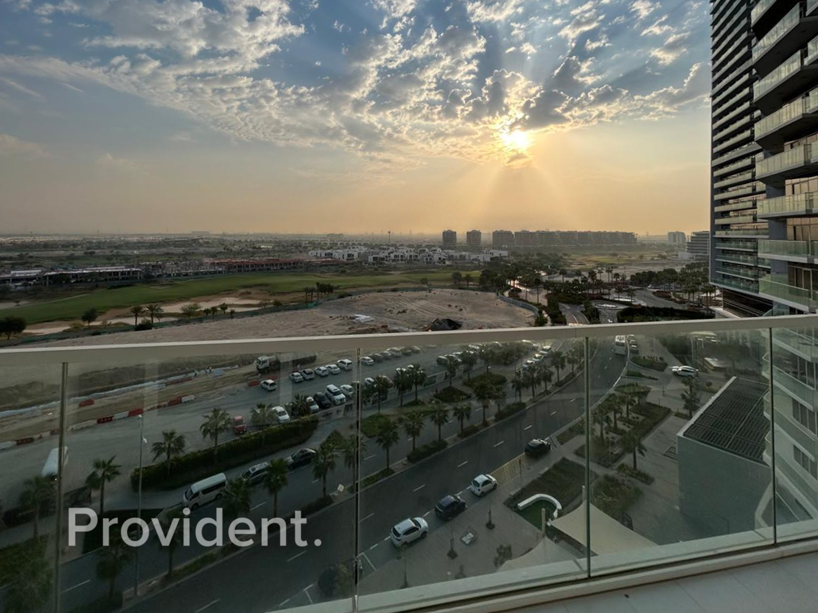 Golf Course Views | Modern & Stylish Living