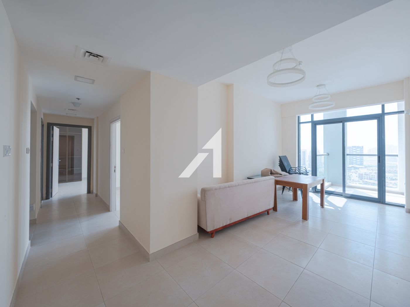 Large Layout Apartment with Premium Amenities