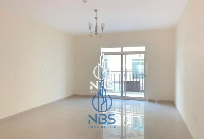 Unfurnished | Bright Studio | Exclusive