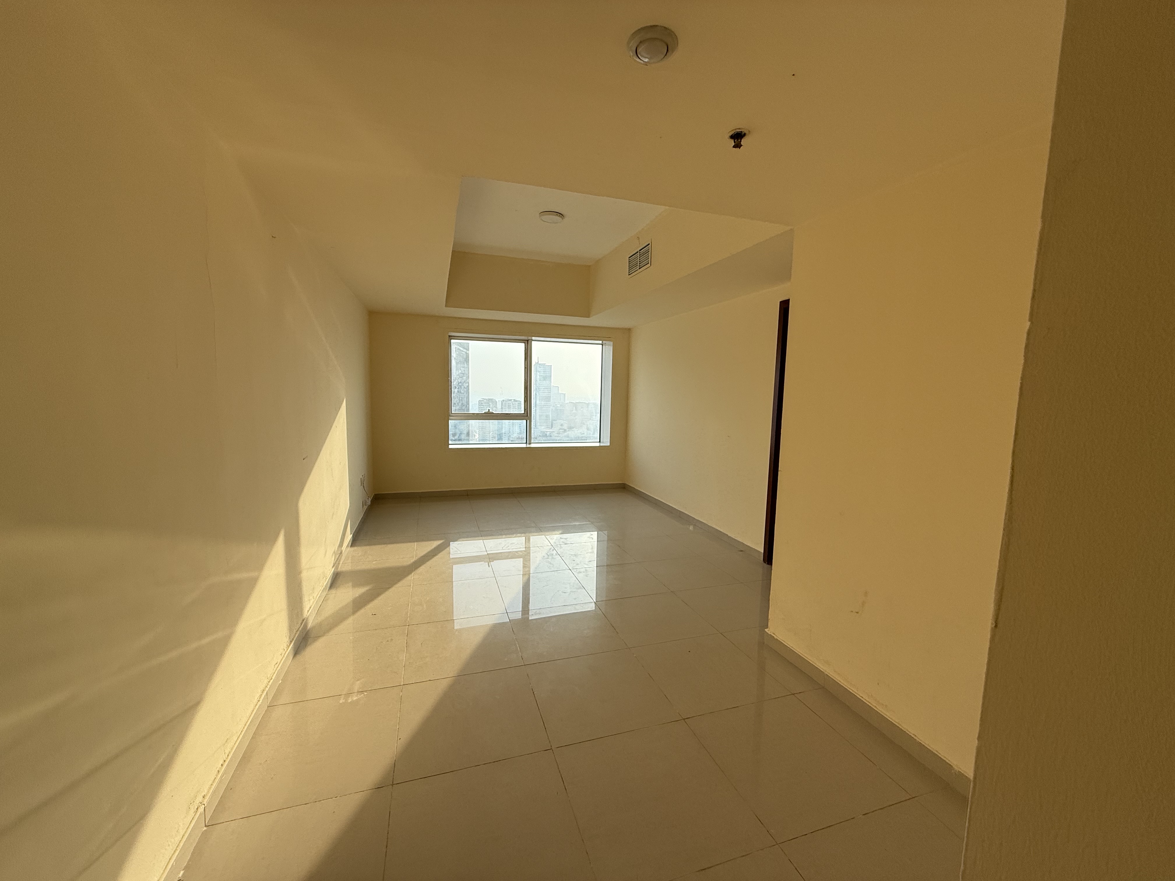 STUDIO AVAILABLE DUBAI STAIDUM METRO VERY EASY ACCES