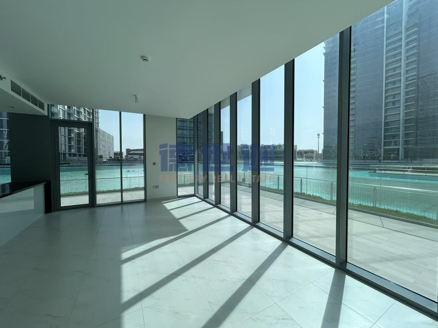 Great Deal | Crystal Lagoon View | Huge Balcony | Vacant