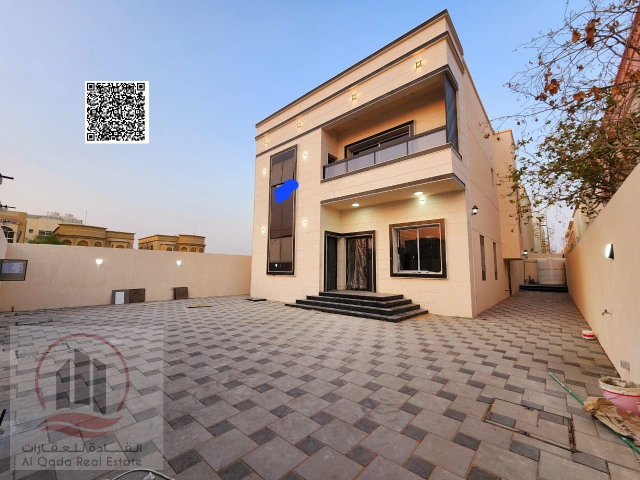 Villa for sale in Al Muwaihat 1, Ajman. Modern design. Water, electricity, and air conditioning included. (5 master bedrooms, 2 living rooms+5 rooms