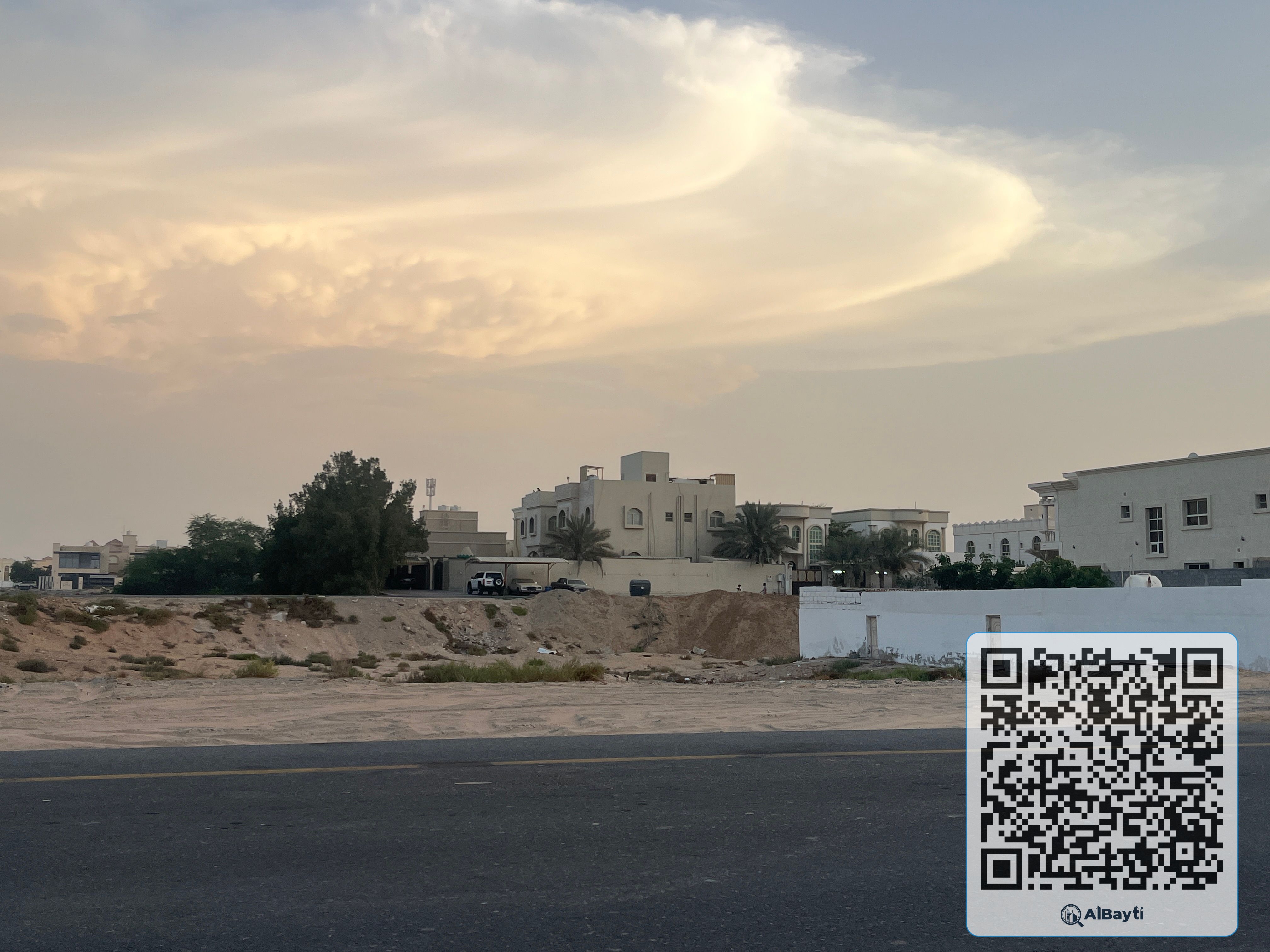 Good location big parking space commercial and residential land for sale