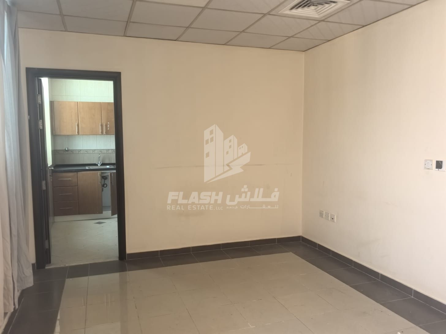Office Space for rent in Al Nakheel Area