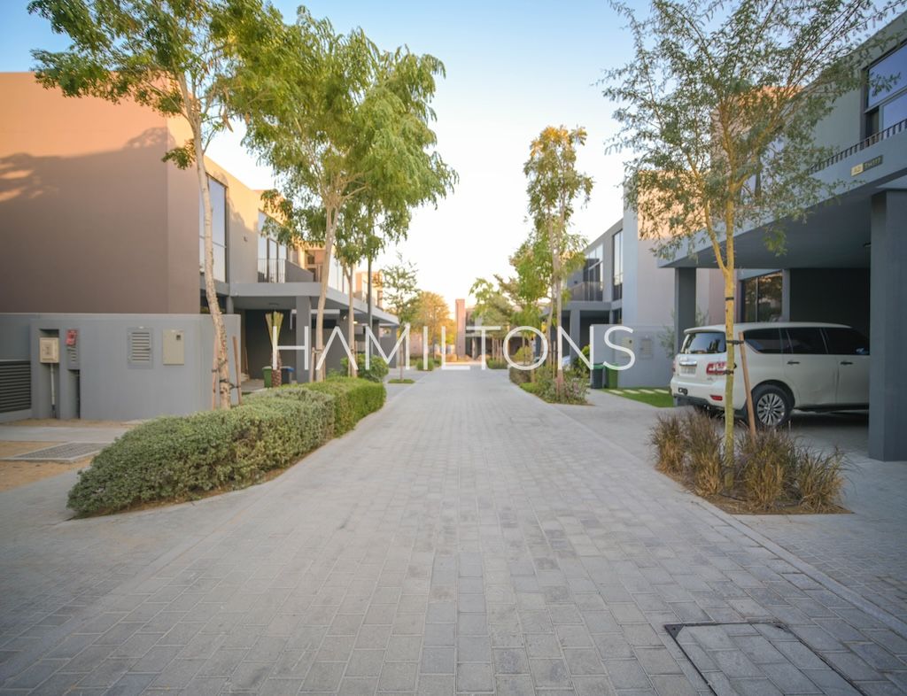 Contemporary Villa | Smart Features | Resale
