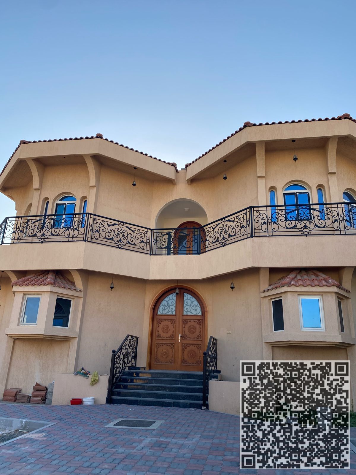 BEAUTIFUL 6 MASTER BEDROOM VILLA AVIALBLE FOR RENT IN UM TARAFA SHARJAH