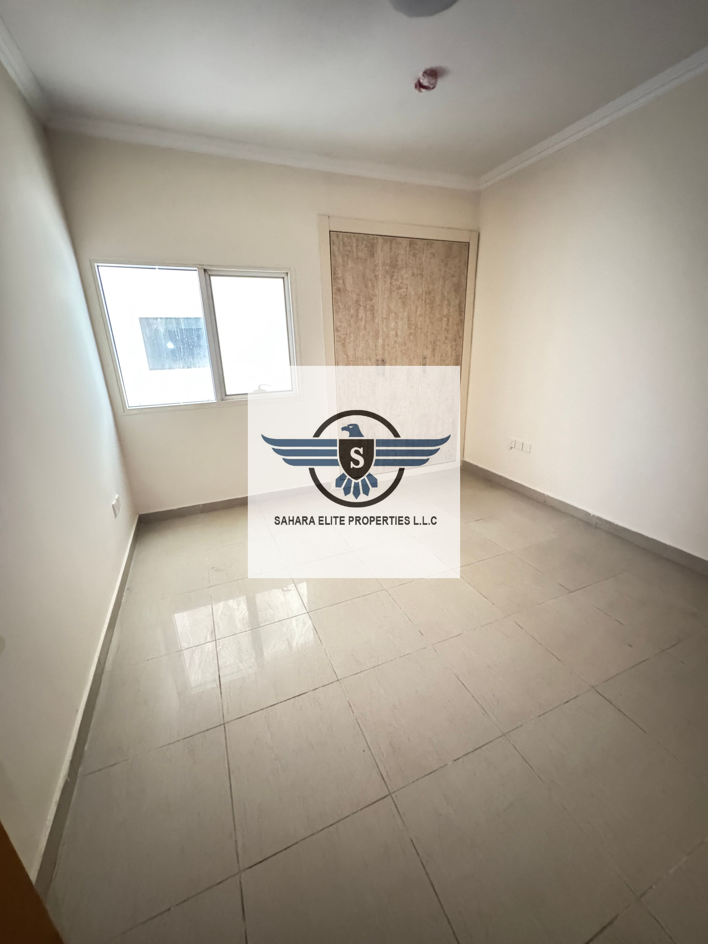 Specious studio available in offer price close Sahara center