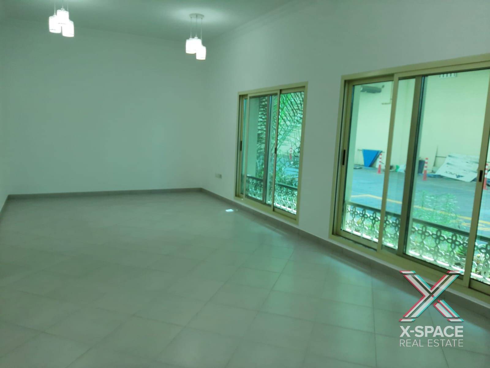 BIG SPACIOUS 3BHK VILLA WITH MAID ROOM