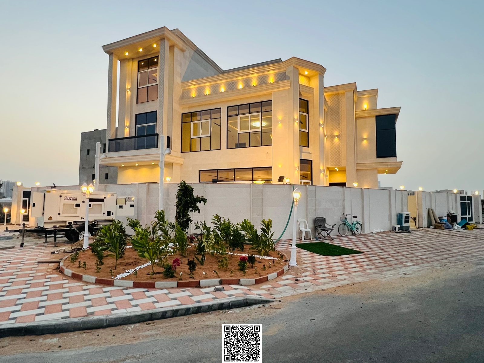 Luxury corner villa in Al Helio 2 with a private pool and roof | Registration fees, electricity, water, and air conditioning included