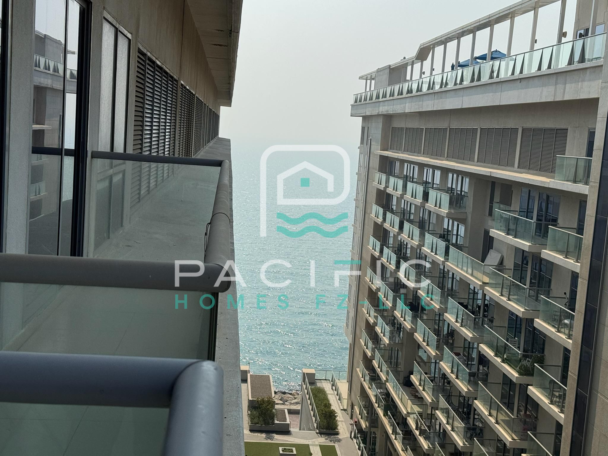 Furnished 2 Bedroom| Courtyard View | Monthly