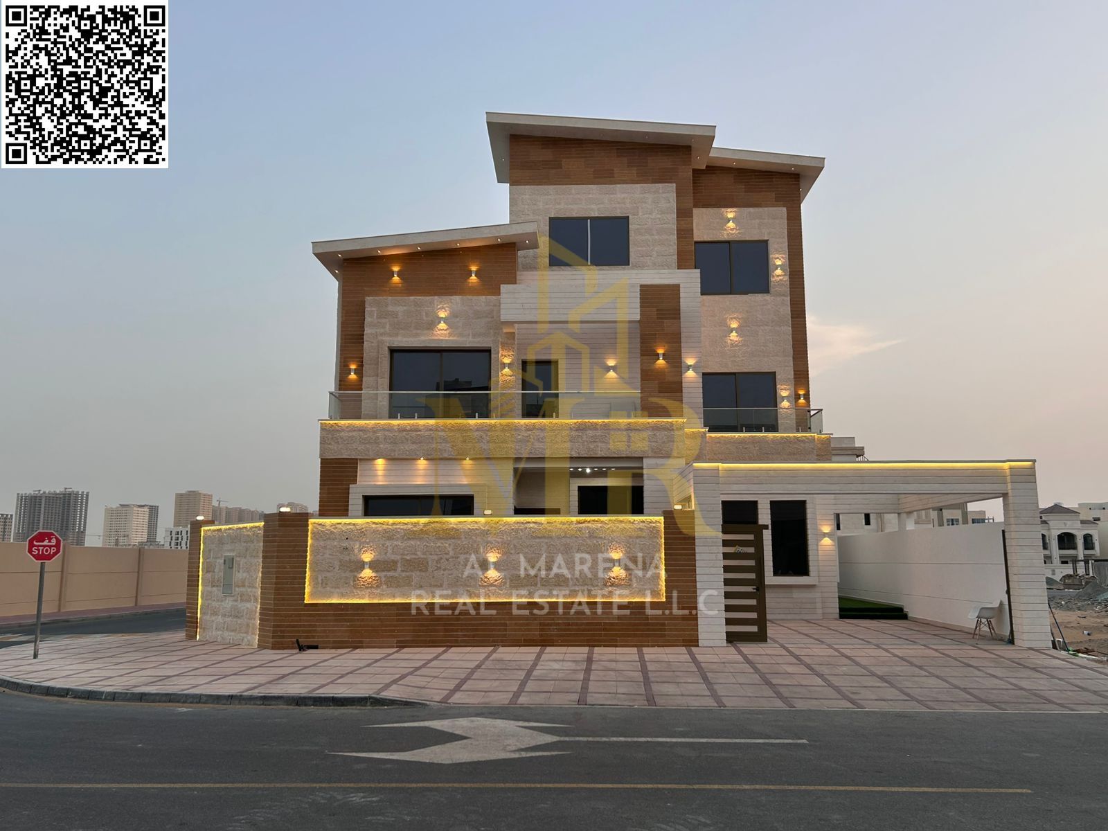 An unrepeatable opportunity, a luxurious corner villa with special finishing, 6 rooms and a roof with a distinctive view, central air conditioning, an