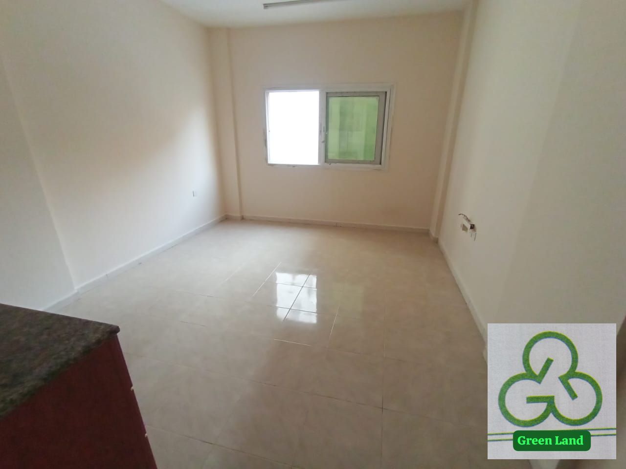 HOT OFFER STUDIO AVAILABLE FAMILY BUILDING 14K
