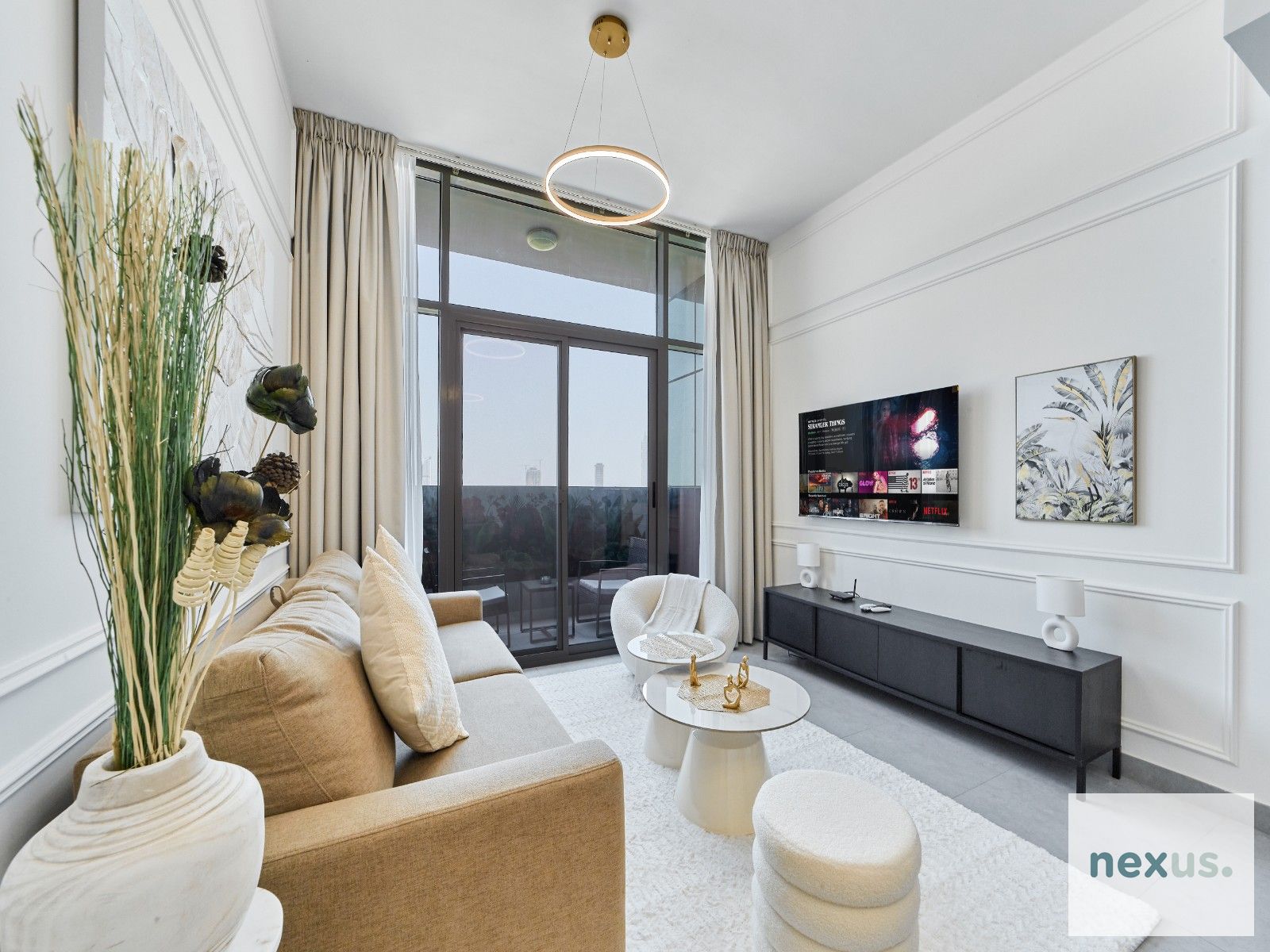 Spacious 2BR Stay with Parking & Pool | Ikarus Tower