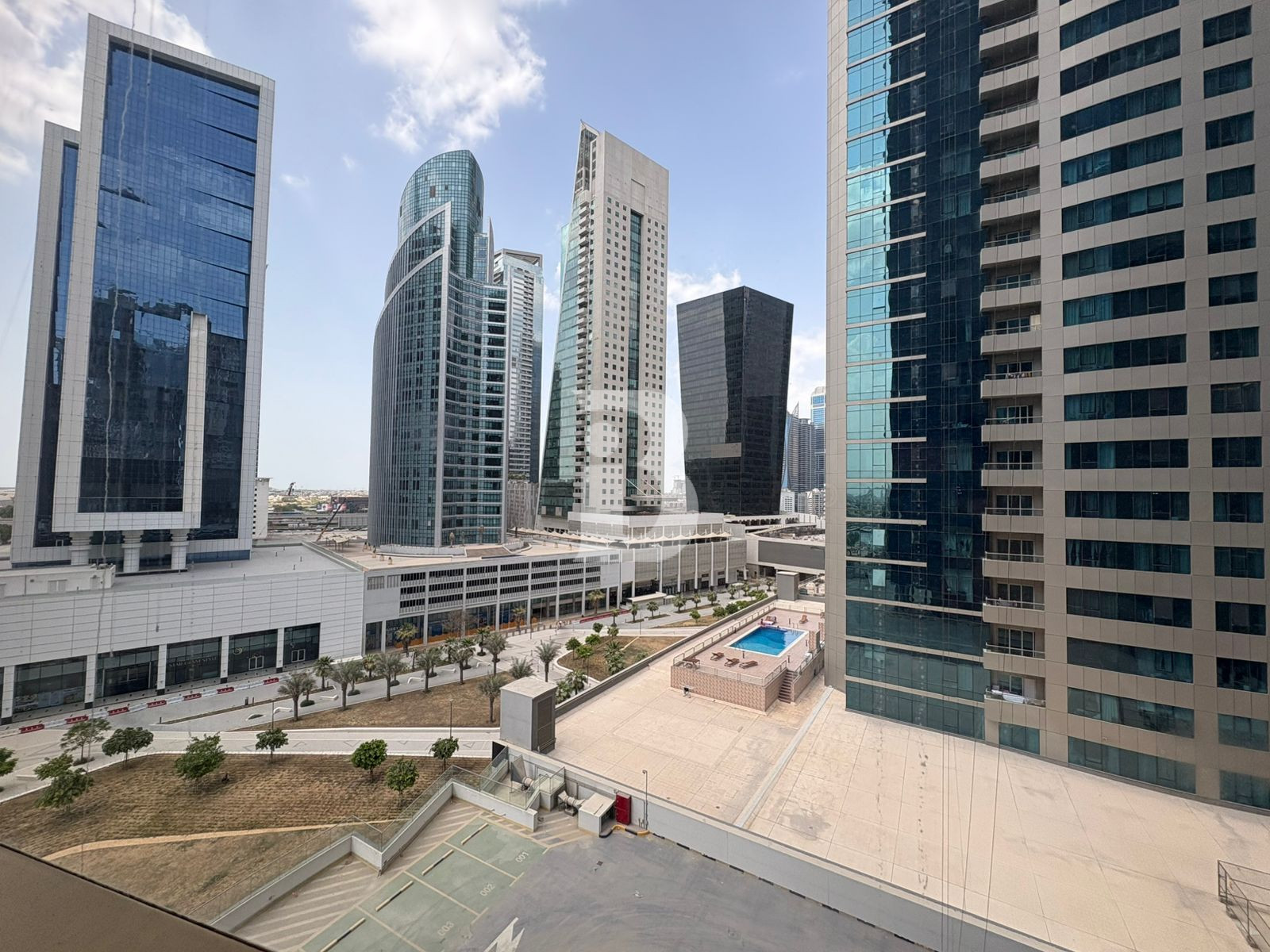 Unfurnished Office | Near Metro | Ready to Move