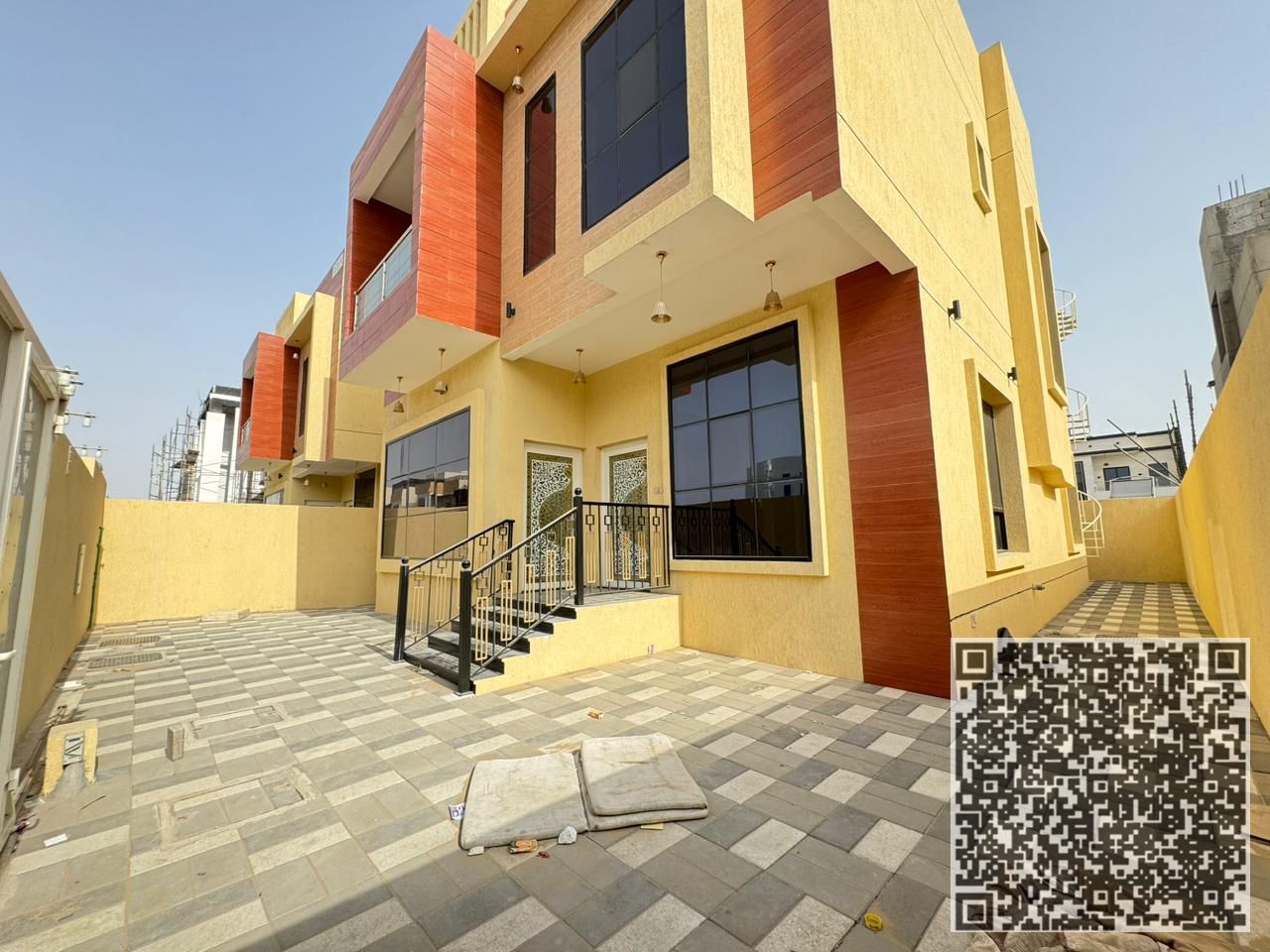 BEAUTIFUL SPECIOUS 2 UNITE 5 BEDROOMS READY TO MOVE VILLA AVAILABLE FOR RENT IN AL YASMEEN AJMAN.