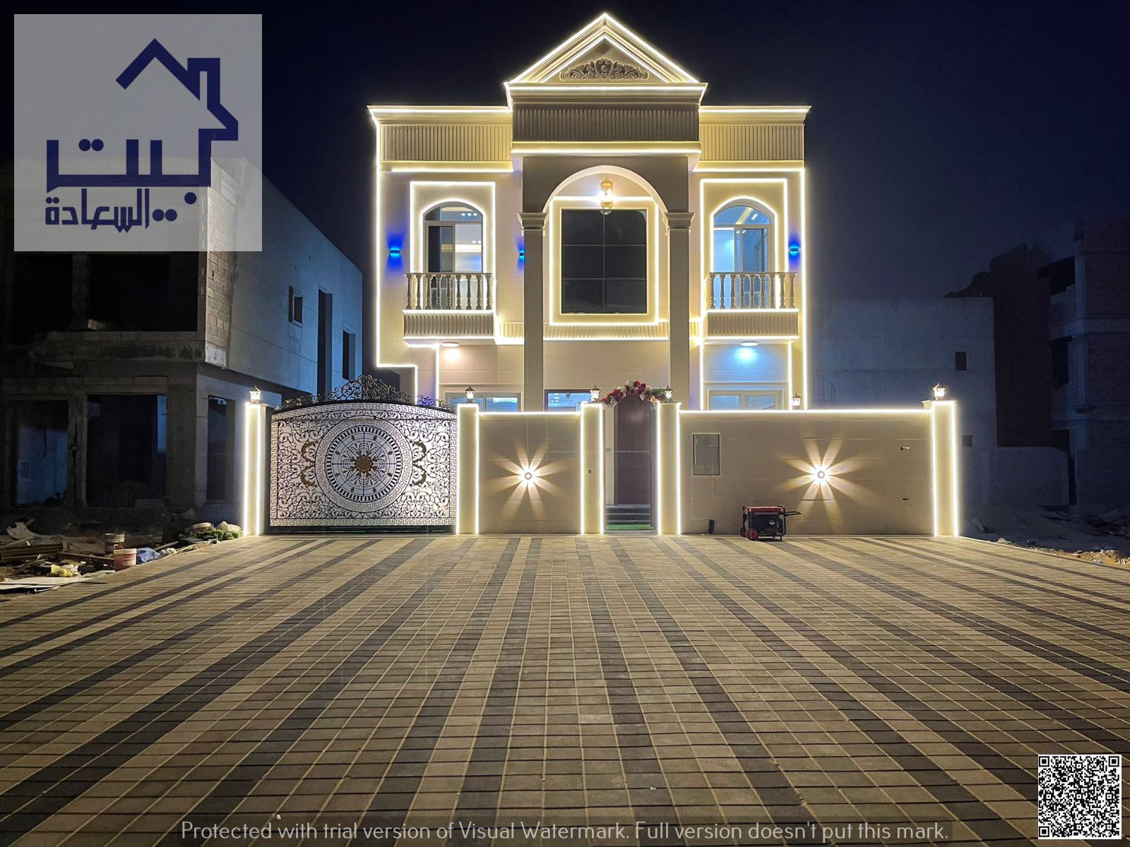 Classic villa in Al Zahya area, modern classic design, at a very attractive price, negotiable, no down payment, freehold for all nationalities*