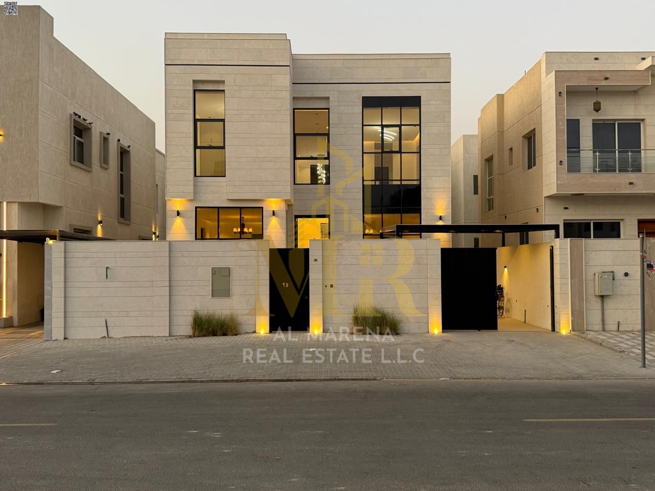 For sale, a villa at an excellent and negotiable price, with a large courtyard, freehold for all nationalities for life, with the possibility of easy