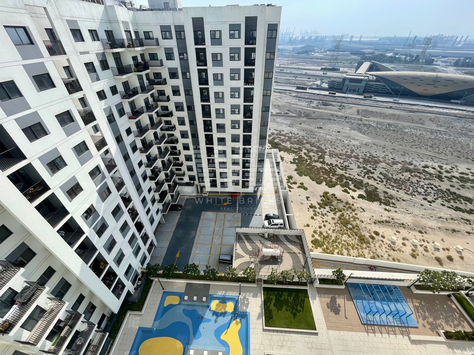 Investor Deal | higher floor I Close to Metro