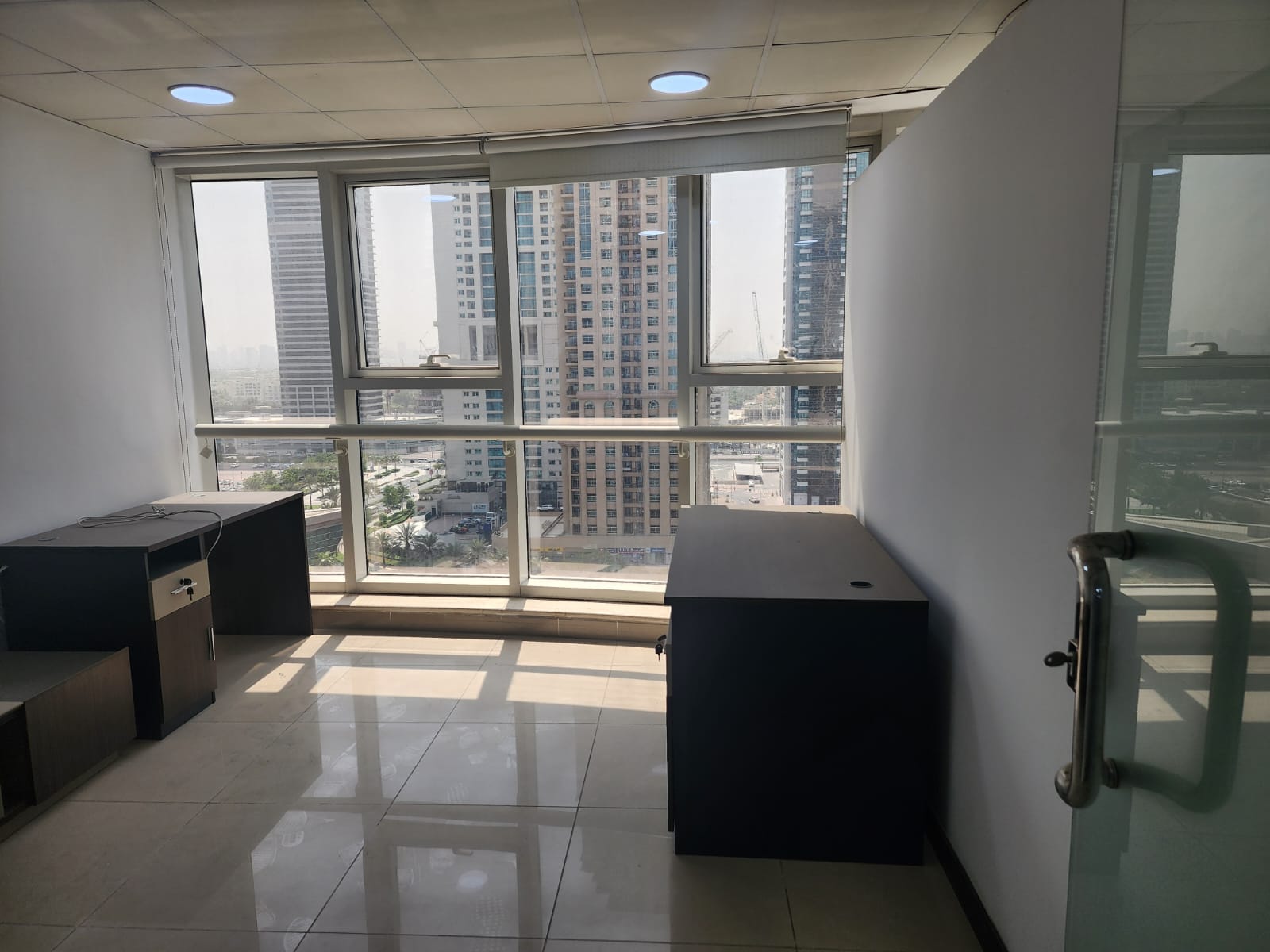 Hot Deal / Multiple Options Near to Dubai Mall