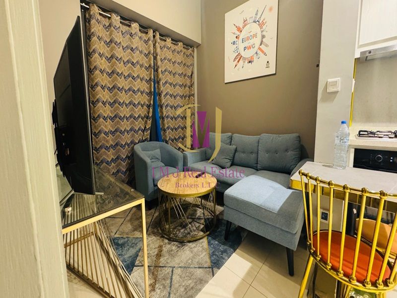 Unfurnished 1BR | Low Floor | Community/Pool View