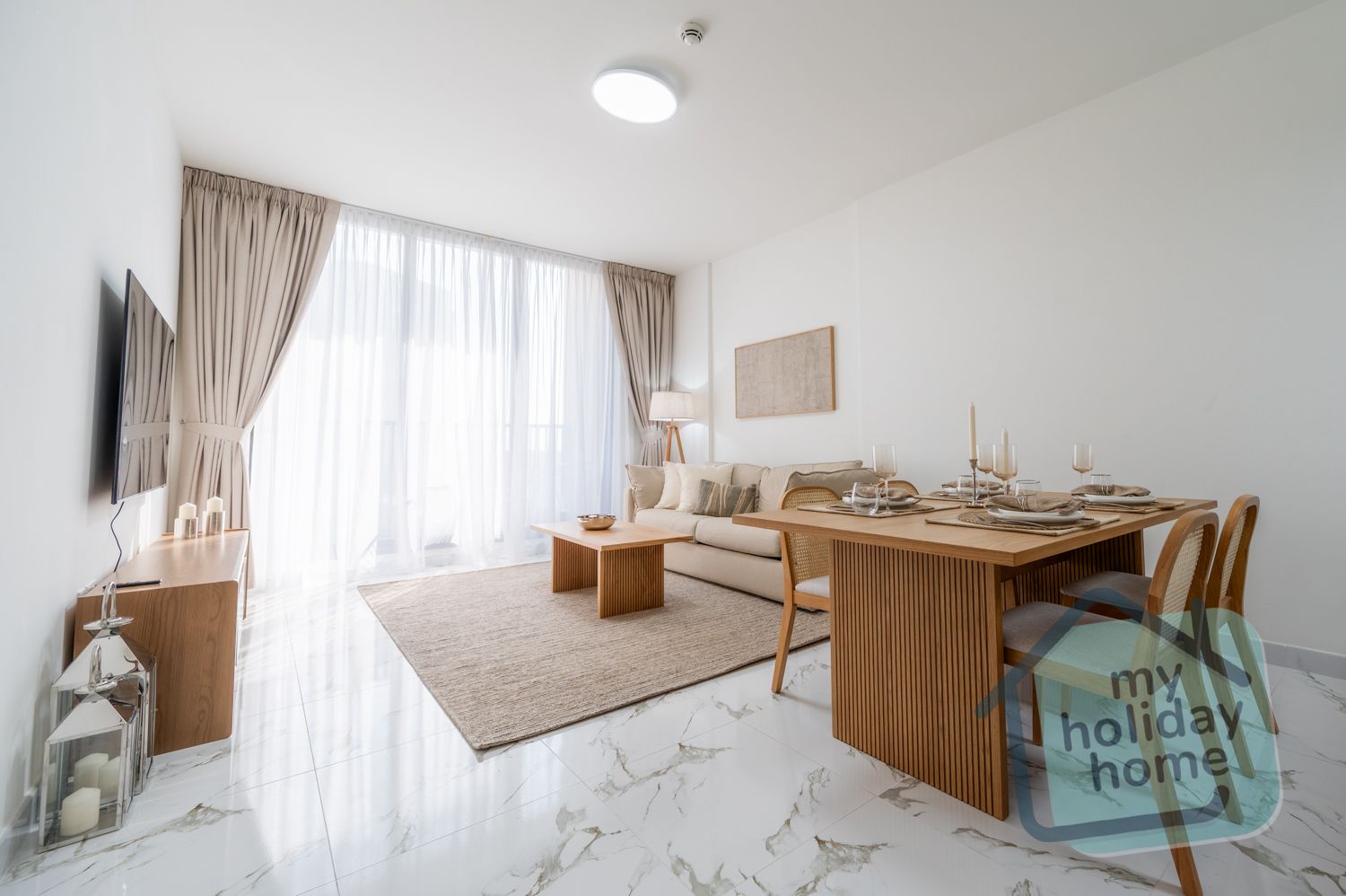 Live in Luxury by the Sea | 1 Bedroom | Vacant Now